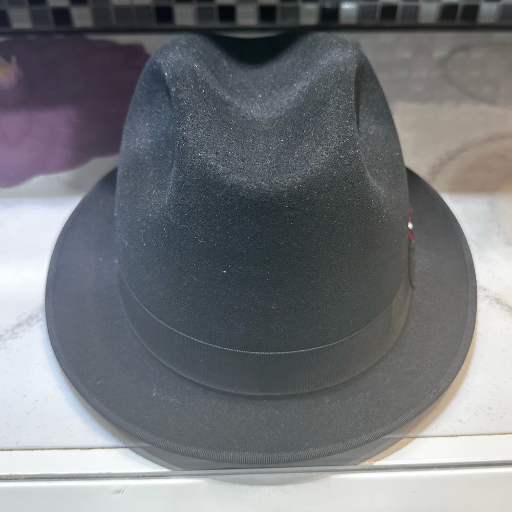 Donna hat